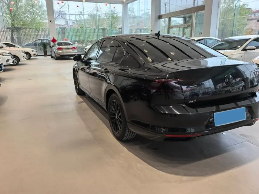 2020 Volkswagen Magotan 2.0T 186HP L4 7DCT,autocango,china used car exporter,china ev exporter,chinese used car exporter,chinese used ev exporter