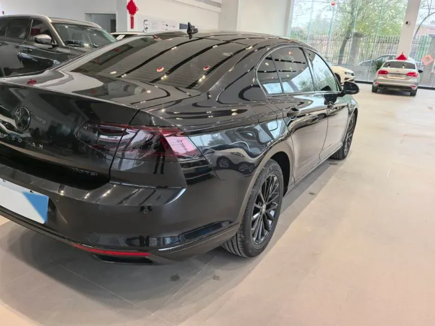 2020 Volkswagen Magotan 2.0T 186HP L4 7DCT,autocango,china used car exporter,china ev exporter,chinese used car exporter,chinese used ev exporter