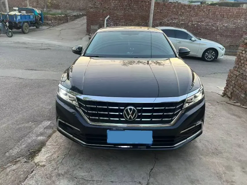 2021 Volkswagen Passat 2.0T 186HP L4 7DCT,autocango,china used car exporter,china ev exporter,chinese used car exporter,chinese used ev exporter