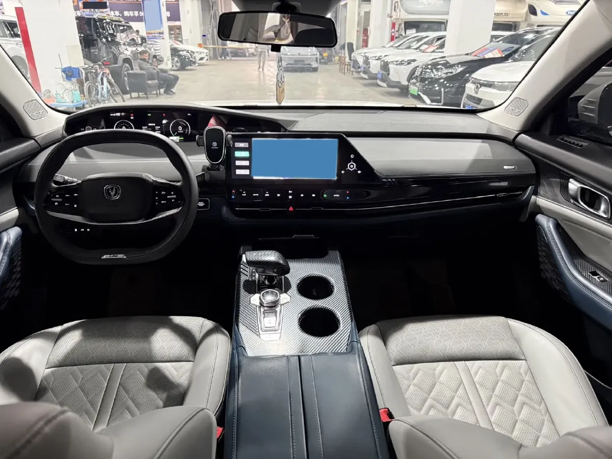 2022 Chevrolet Menlo BEV 61.1KWH,autocango,china used car exporter,china ev exporter,chinese used car exporter,chinese used ev exporter