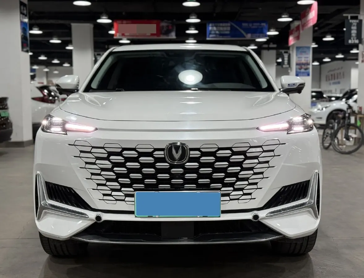 2022 Chevrolet Menlo BEV 61.1KWH,autocango,china used car exporter,china ev exporter,chinese used car exporter,chinese used ev exporter