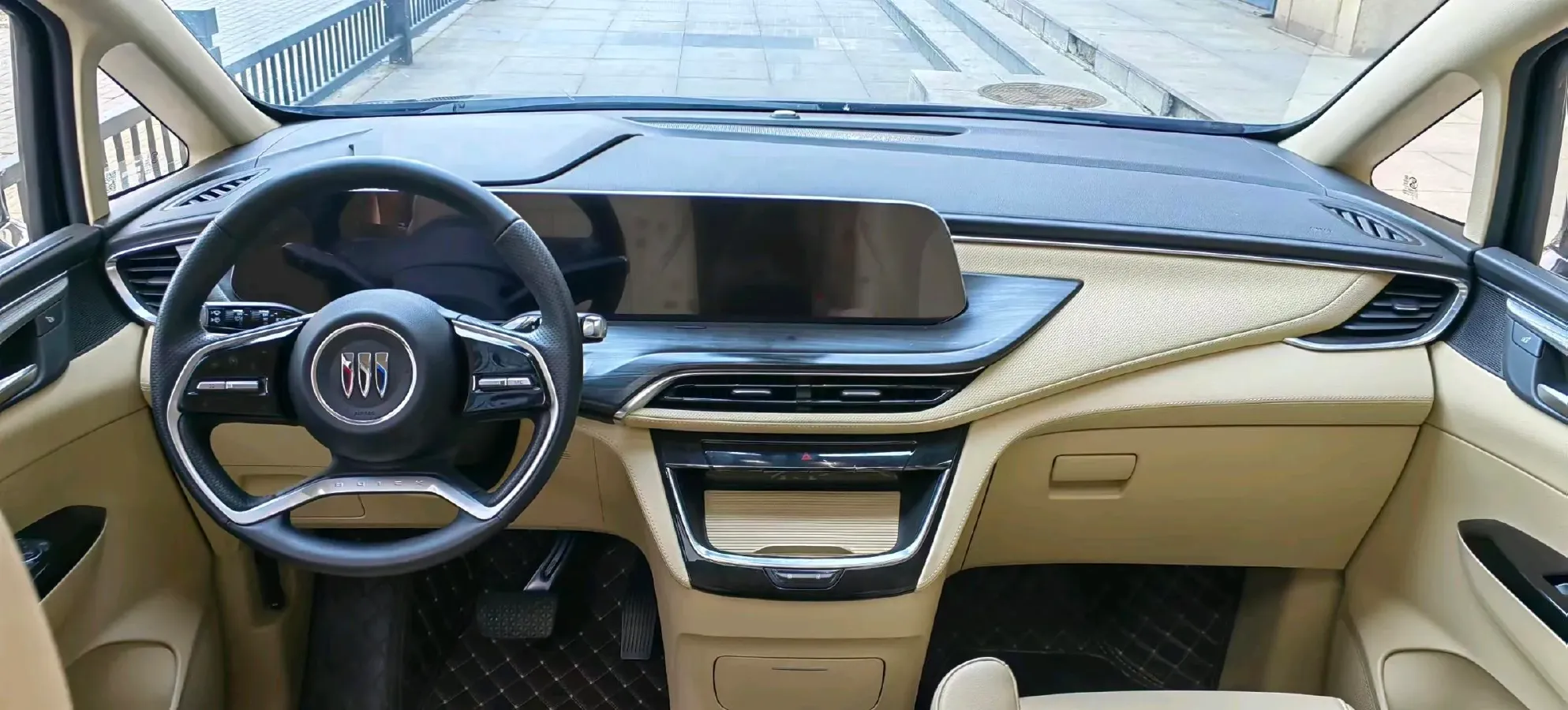 2025 Buick GL8 2.0T 237HP L4 9AT,autocango,china used car exporter,china ev exporter,chinese used car exporter,chinese used ev exporter