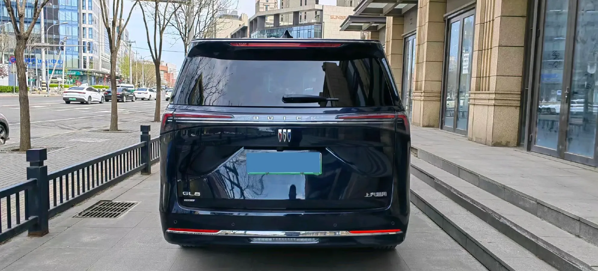 2025 Buick GL8 2.0T 237HP L4 9AT,autocango,china used car exporter,china ev exporter,chinese used car exporter,chinese used ev exporter