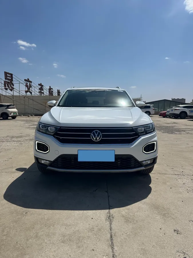 2021 Volkswagen T-Roc 1.4T 150HP L4 7DCT,autocango,china used car exporter,china ev exporter,chinese used car exporter,chinese used ev exporter