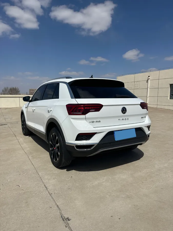 2021 Volkswagen T-Roc 1.4T 150HP L4 7DCT,autocango,china used car exporter,china ev exporter,chinese used car exporter,chinese used ev exporter