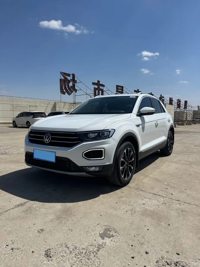 2021 Volkswagen T-Roc 1.4T 150HP L4 7DCT,autocango,china used car exporter,china ev exporter,chinese used car exporter,chinese used ev exporter