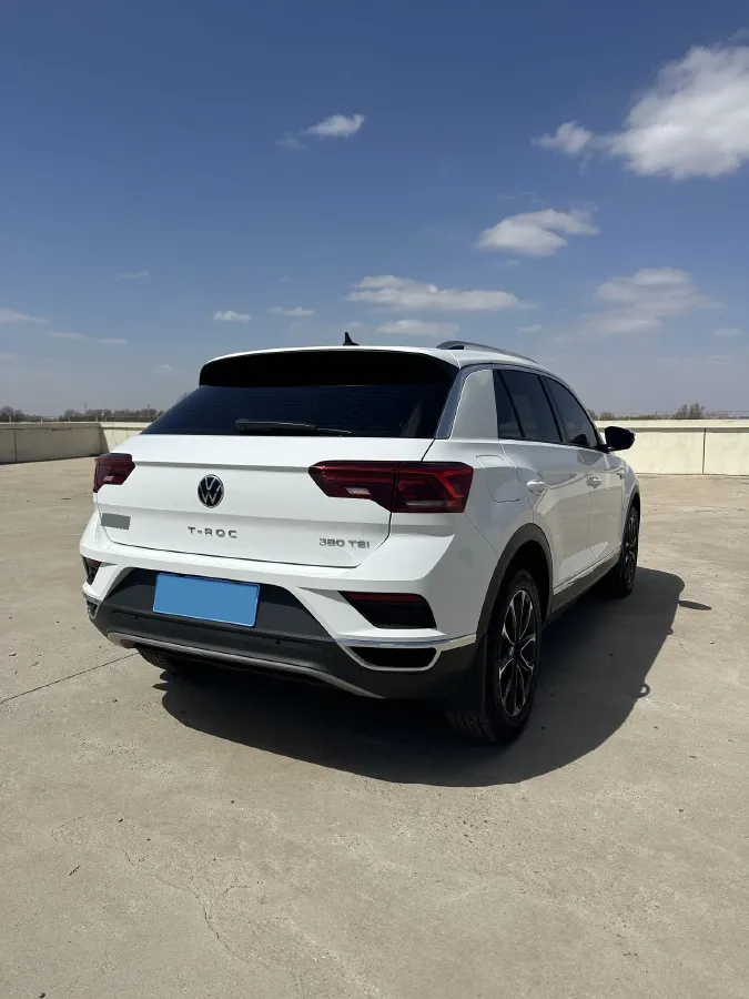 2021 Volkswagen T-Roc 1.4T 150HP L4 7DCT,autocango,china used car exporter,china ev exporter,chinese used car exporter,chinese used ev exporter