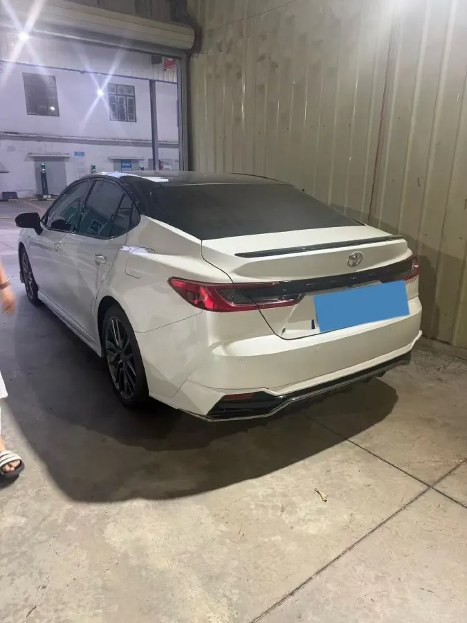 2024 Toyota Camry 2.0L 152HP L4 E-CVT Hybrid,autocango,china used car exporter,china ev exporter,chinese used car exporter,chinese used ev exporter