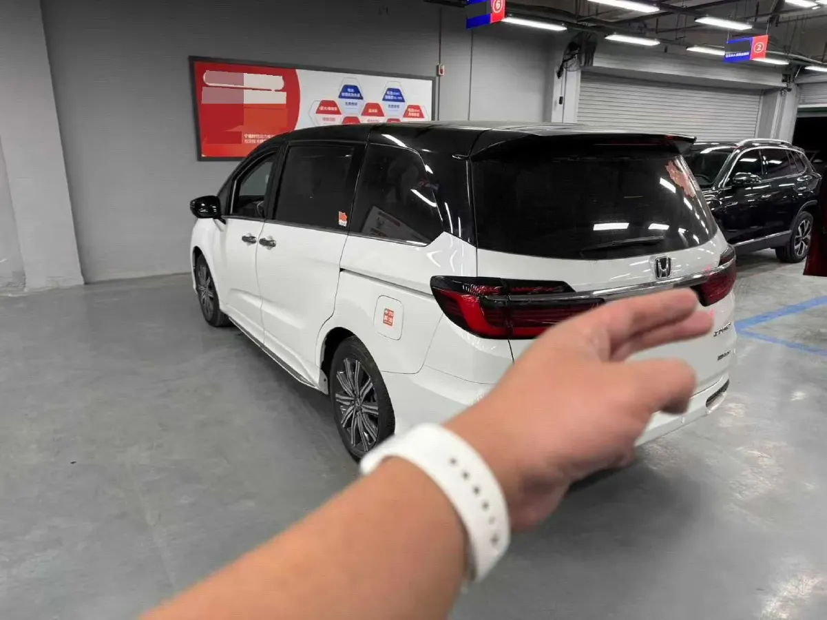 2024 Honda Odyssey 2.0L 146HP L4 E-CVT Hybrid,autocango,china used car exporter,china ev exporter,chinese used car exporter,chinese used ev exporter