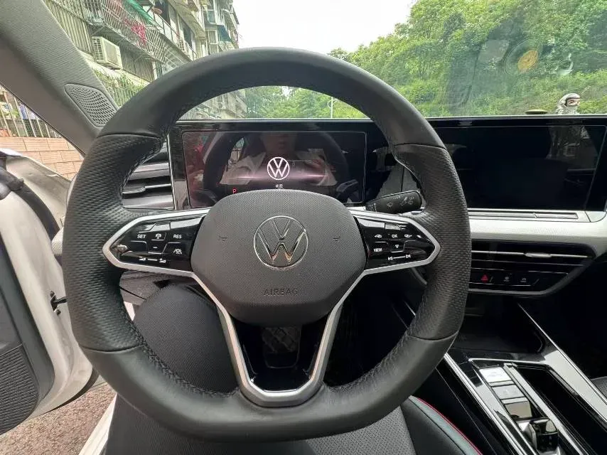 2022 Volkswagen Lavida 1.4T 150HP L4 7DCT,autocango,china used car exporter,china ev exporter,chinese used car exporter,chinese used ev exporter