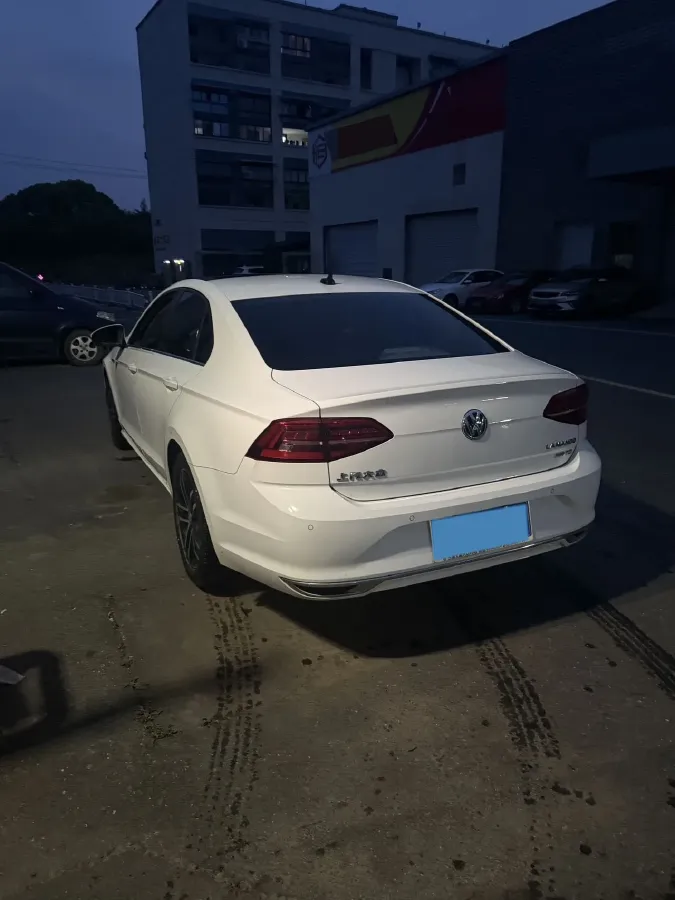 2021 Volkswagen Lamando 1.4T 150HP L4 7DCT,autocango,china used car exporter,china ev exporter,chinese used car exporter,chinese used ev exporter