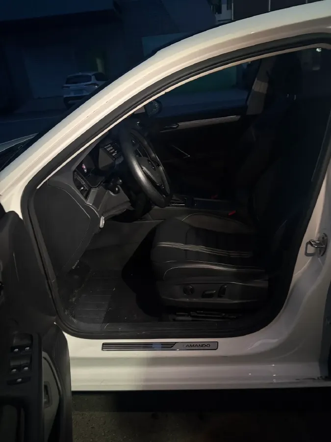 2021 Volkswagen Lamando 1.4T 150HP L4 7DCT,autocango,china used car exporter,china ev exporter,chinese used car exporter,chinese used ev exporter