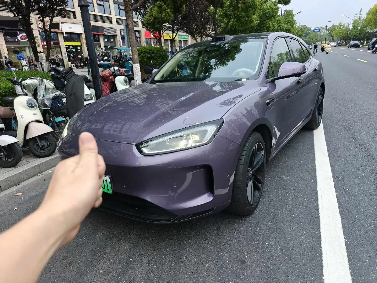 2025 AITO AITO M5 1.5T 152HP L4 REEV 42KWH,autocango,china used car exporter,china ev exporter,chinese used car exporter,chinese used ev exporter