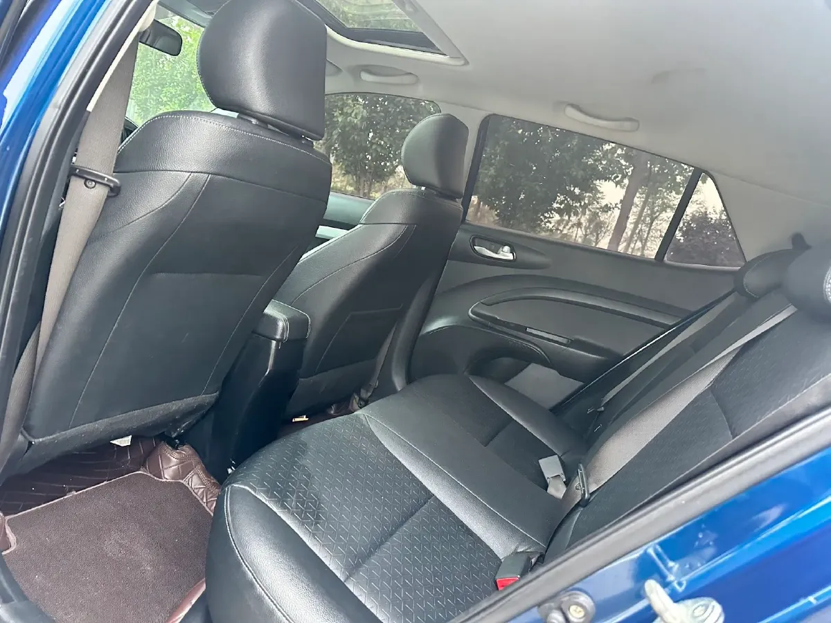 2019 Kia KX1 1.4L 100HP L4 6AT,autocango,china used car exporter,china ev exporter,chinese used car exporter,chinese used ev exporter