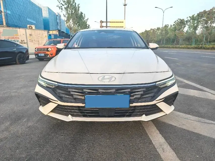 2023 Hyundai Elantra 1.5L 115HP L4 CVT,autocango,china used car exporter,china ev exporter,chinese used car exporter,chinese used ev exporter