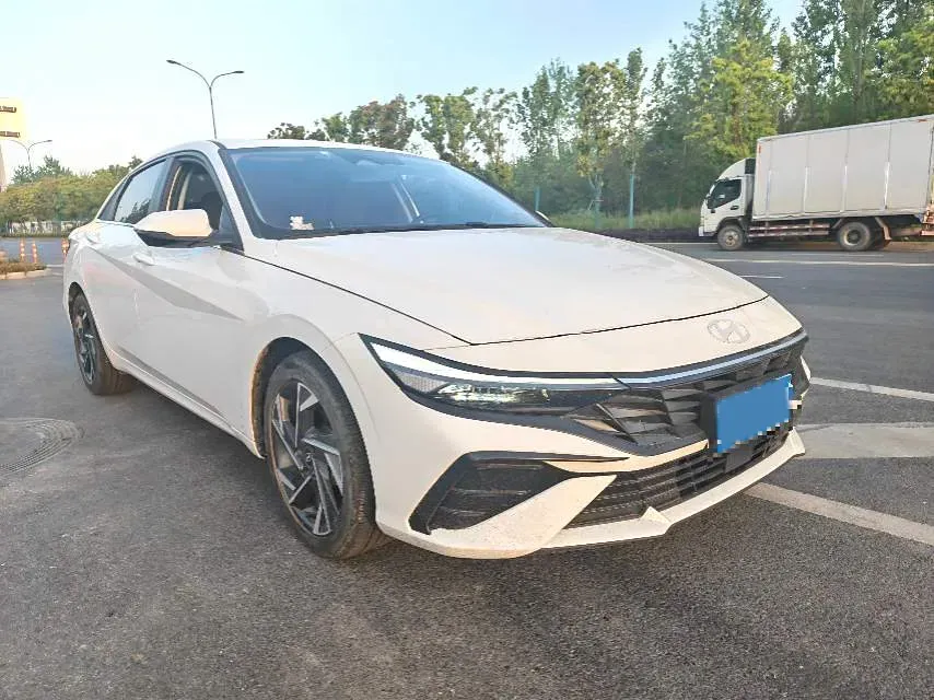 2023 Hyundai Elantra 1.5L 115HP L4 CVT,autocango,china used car exporter,china ev exporter,chinese used car exporter,chinese used ev exporter