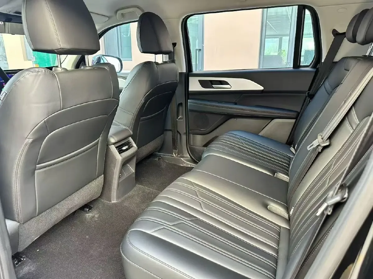 2025 Haval H5 2.0T 166HP L4 8AT,autocango,china used car exporter,china ev exporter,chinese used car exporter,chinese used ev exporter