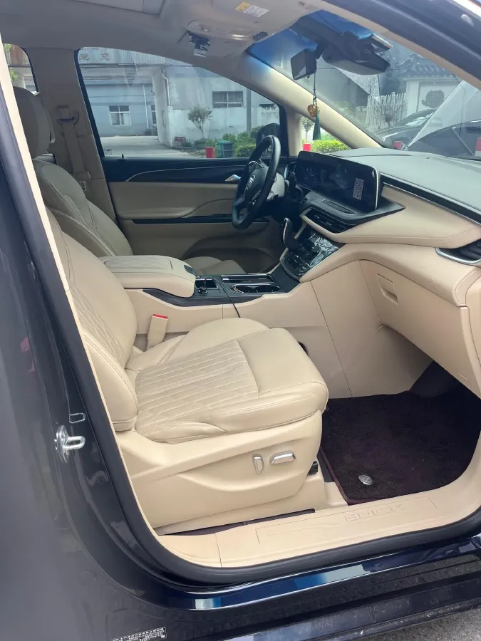 2023 Buick GL8 2.0T 237HP L4 9AT,autocango,china used car exporter,china ev exporter,chinese used car exporter,chinese used ev exporter