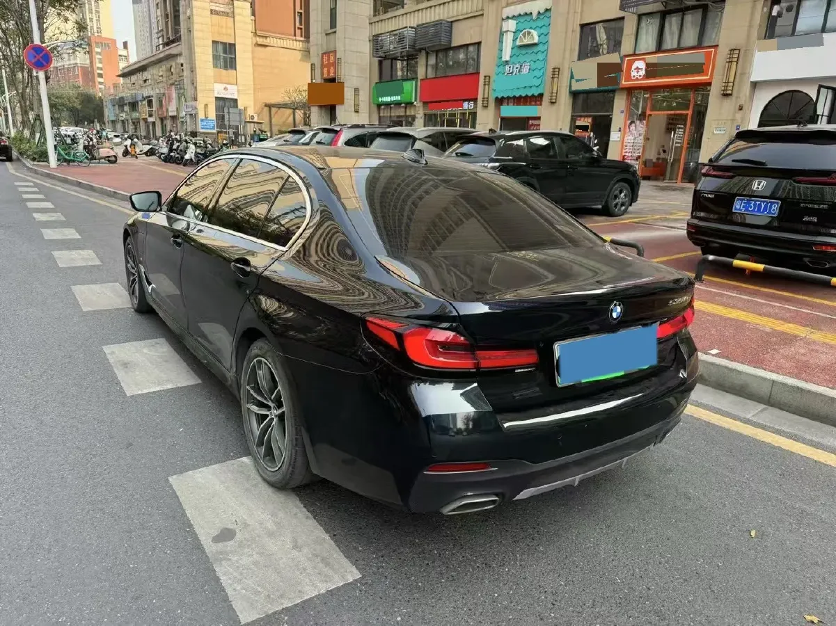 2021 BMW 5 Series 2.0T 184HP L4 8AT PHEV 17.7KWH,autocango,china used car exporter,china ev exporter,chinese used car exporter,chinese used ev exporter