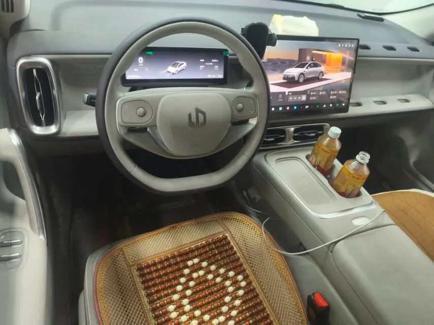 2025 Leapmotor B01 BEV,autocango,china used car exporter,china ev exporter,chinese used car exporter,chinese used ev exporter