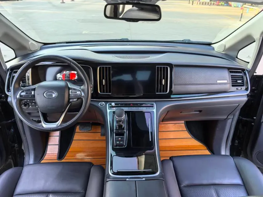 2021 GAC Trumpchi M8 2.0T 252HP L4 8AT,autocango,china used car exporter,china ev exporter,chinese used car exporter,chinese used ev exporter