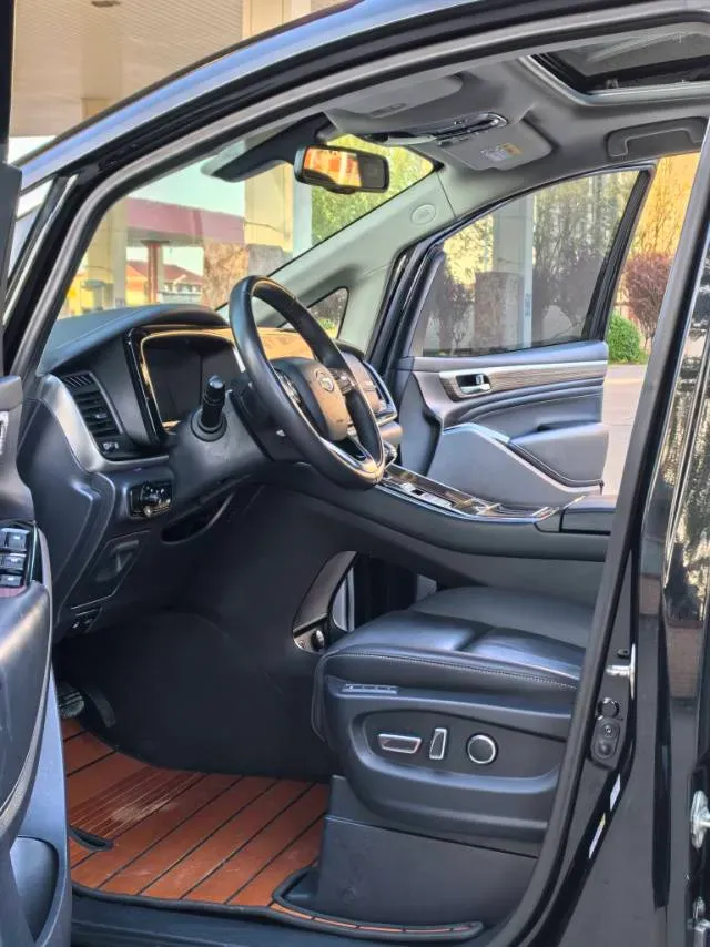 2021 GAC Trumpchi M8 2.0T 252HP L4 8AT,autocango,china used car exporter,china ev exporter,chinese used car exporter,chinese used ev exporter