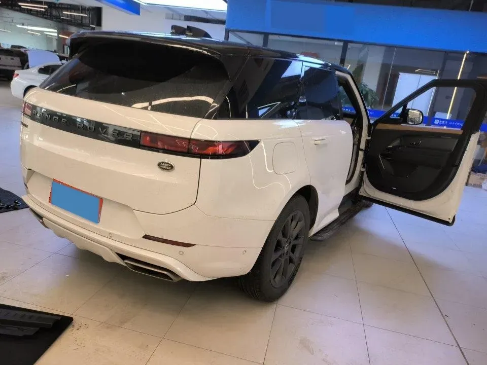 2023 Land Rover Range Rover Sport 3.0T 400HP L6 8AT,autocango,china used car exporter,china ev exporter,chinese used car exporter,chinese used ev exporter