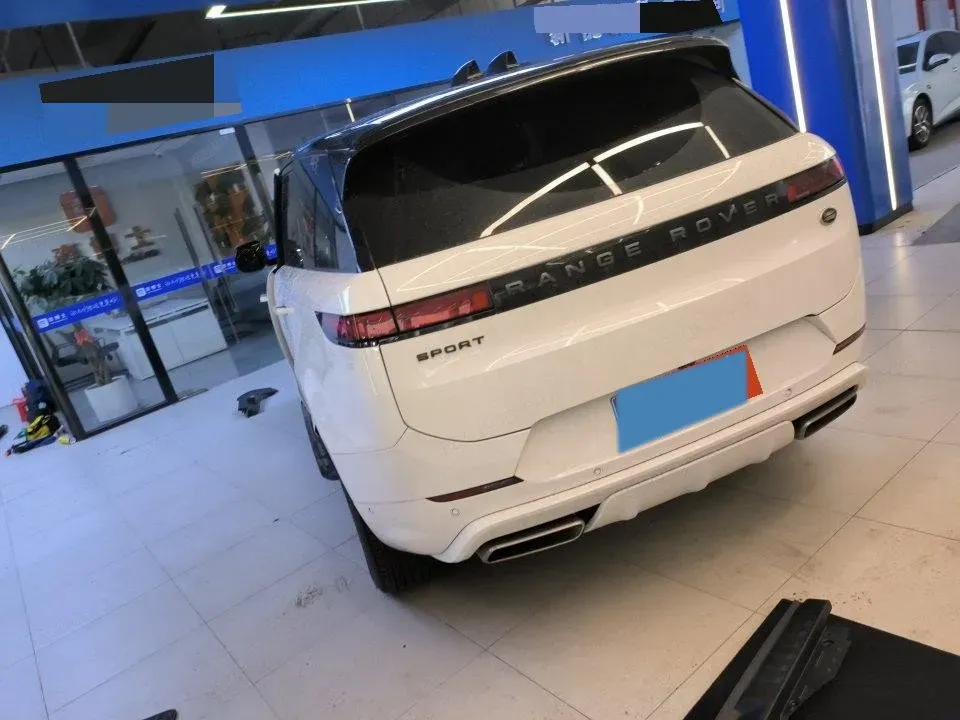 2023 Land Rover Range Rover Sport 3.0T 400HP L6 8AT,autocango,china used car exporter,china ev exporter,chinese used car exporter,chinese used ev exporter
