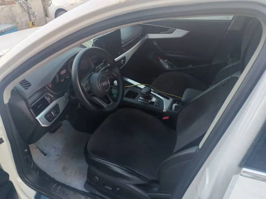 2020 Audi A4L 2.0T 150HP L4 7DCT,autocango,china used car exporter,china ev exporter,chinese used car exporter,chinese used ev exporter