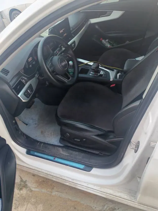 2020 Audi A4L 2.0T 150HP L4 7DCT,autocango,china used car exporter,china ev exporter,chinese used car exporter,chinese used ev exporter