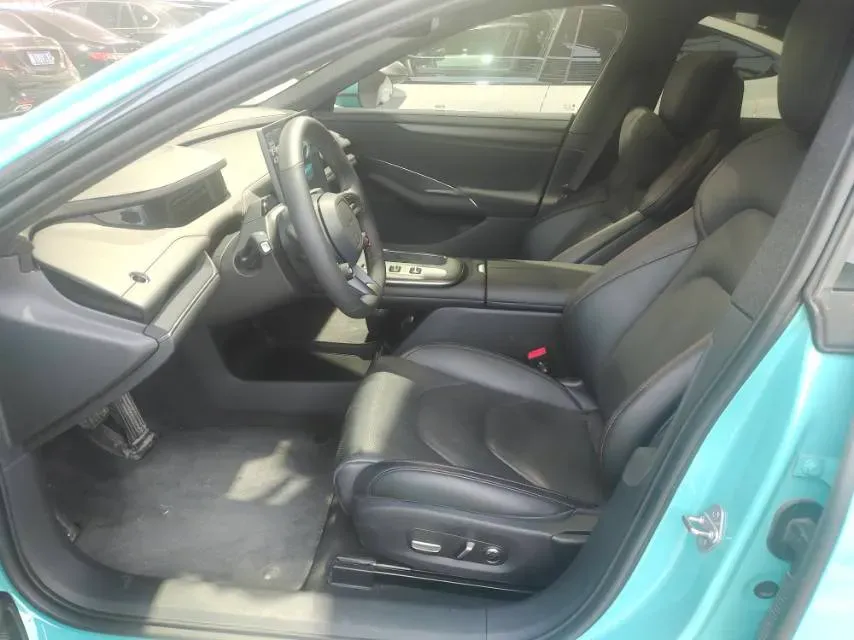 2024 MI SU7 BEV 73.6KWH,autocango,china used car exporter,china ev exporter,chinese used car exporter,chinese used ev exporter