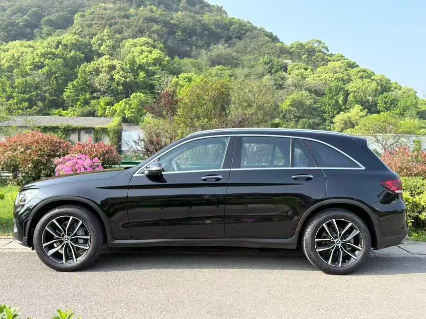 2021 Mercedes-Benz GLC Class 2.0T 197HP L4 9AT,autocango,china used car exporter,china ev exporter,chinese used car exporter,chinese used ev exporter