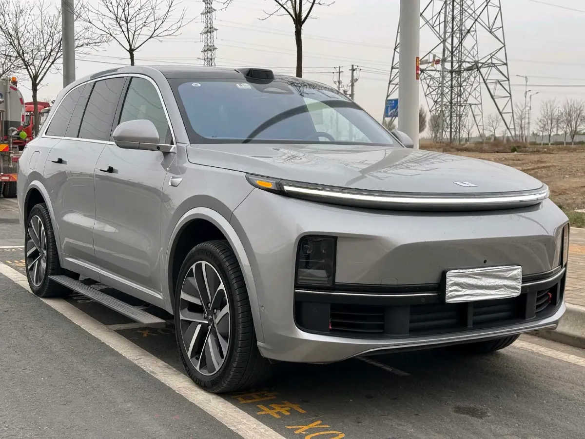 2024 Ford Bronco 2.3T 275HP L4 10AT,autocango,china used car exporter,china ev exporter,chinese used car exporter,chinese used ev exporter