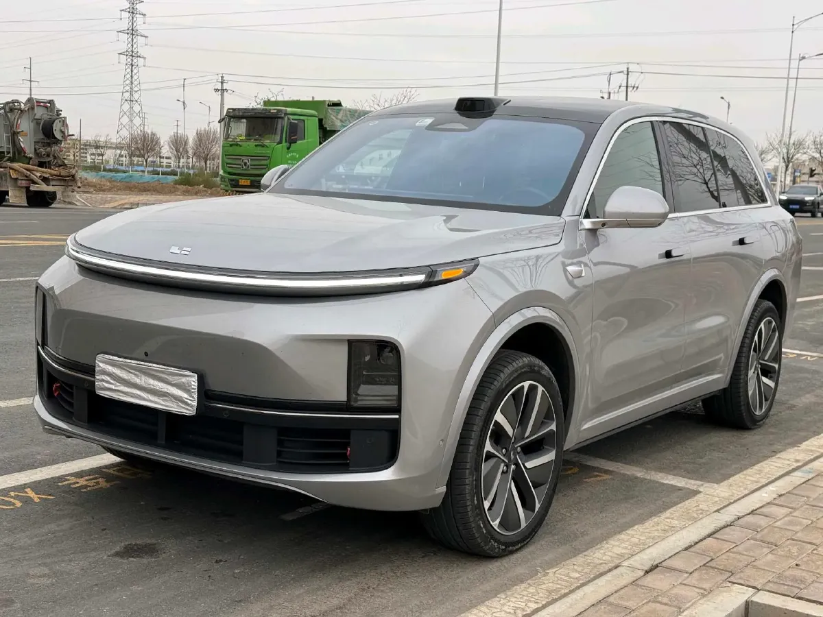 2024 Ford Bronco 2.3T 275HP L4 10AT,autocango,china used car exporter,china ev exporter,chinese used car exporter,chinese used ev exporter