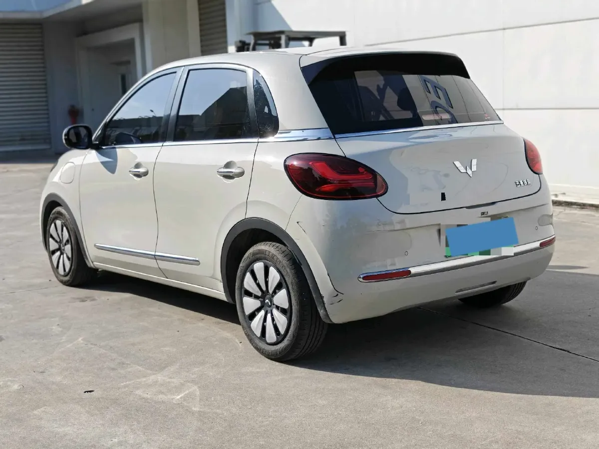 2023 WuLing BinGuo BEV 31.9KWH,autocango,china used car exporter,china ev exporter,chinese used car exporter,chinese used ev exporter