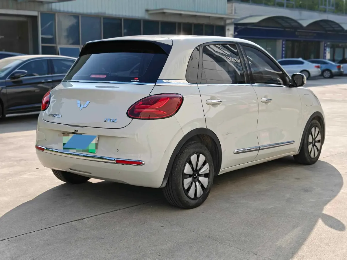 2023 WuLing BinGuo BEV 31.9KWH,autocango,china used car exporter,china ev exporter,chinese used car exporter,chinese used ev exporter