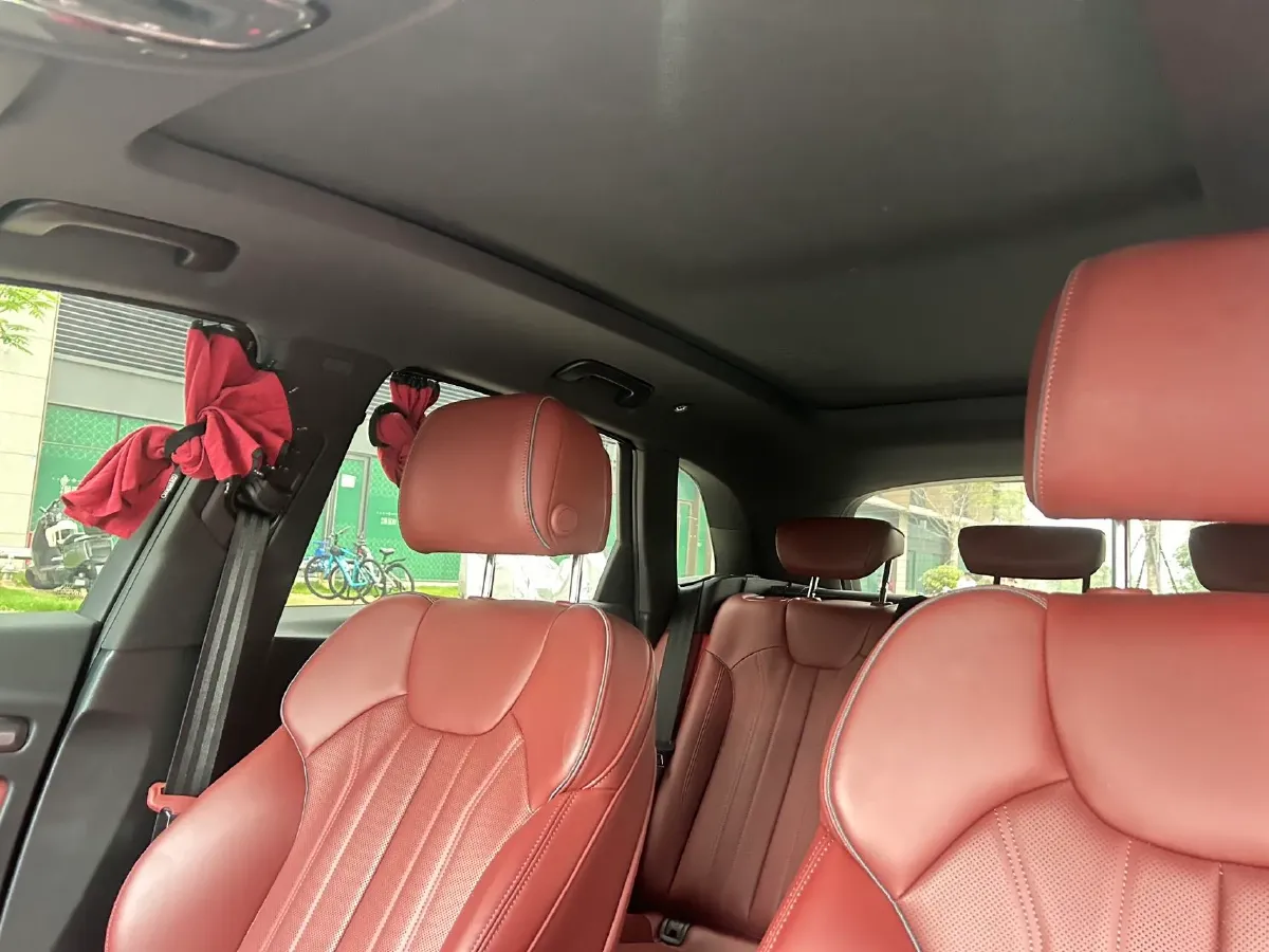 2024 Audi Q5L 2.0T 245HP L4 7DCT,autocango,china used car exporter,china ev exporter,chinese used car exporter,chinese used ev exporter