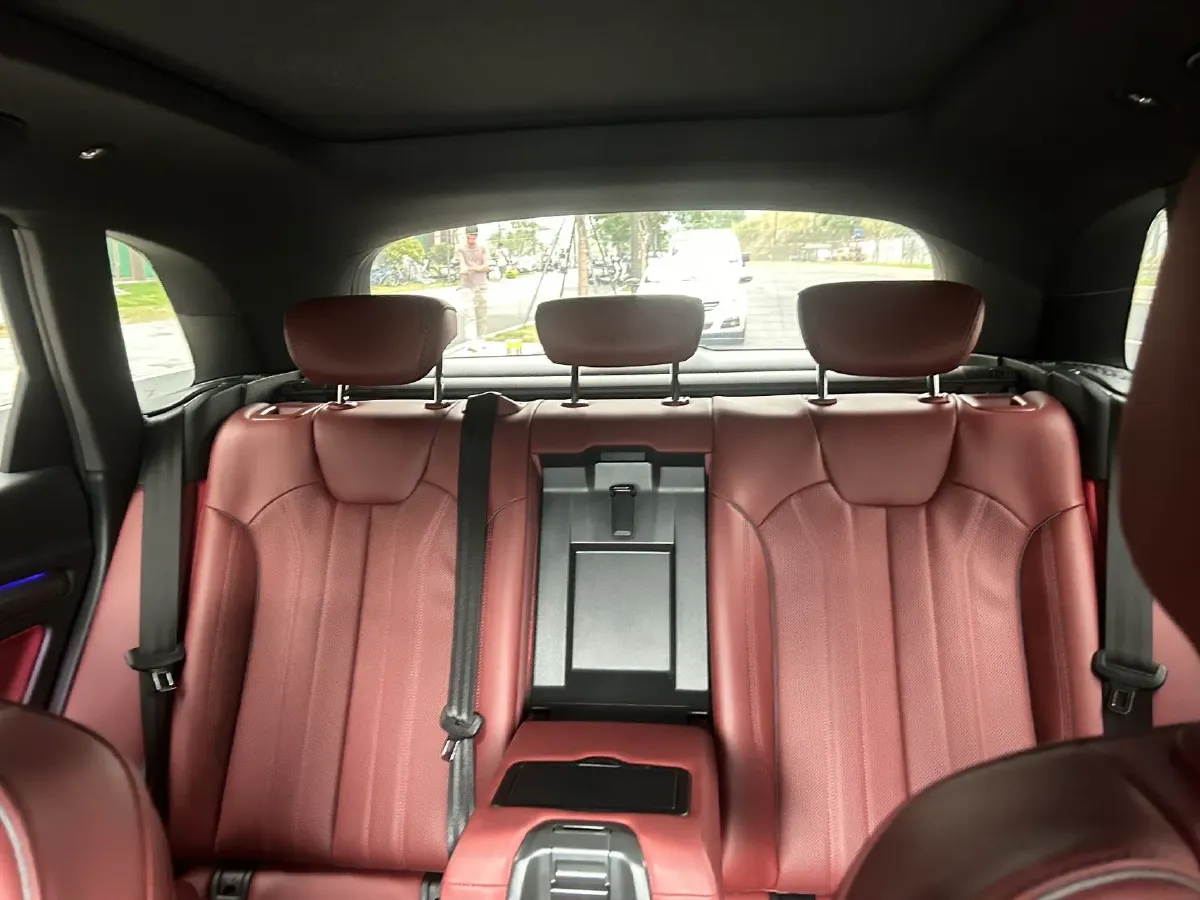 2024 Audi Q5L 2.0T 245HP L4 7DCT,autocango,china used car exporter,china ev exporter,chinese used car exporter,chinese used ev exporter