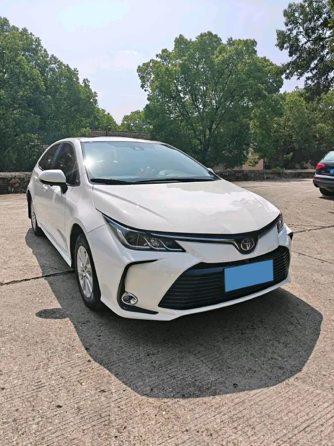 2019 Toyota Corolla 1.2T 116HP L4 CVT,autocango,china used car exporter,china ev exporter,chinese used car exporter,chinese used ev exporter