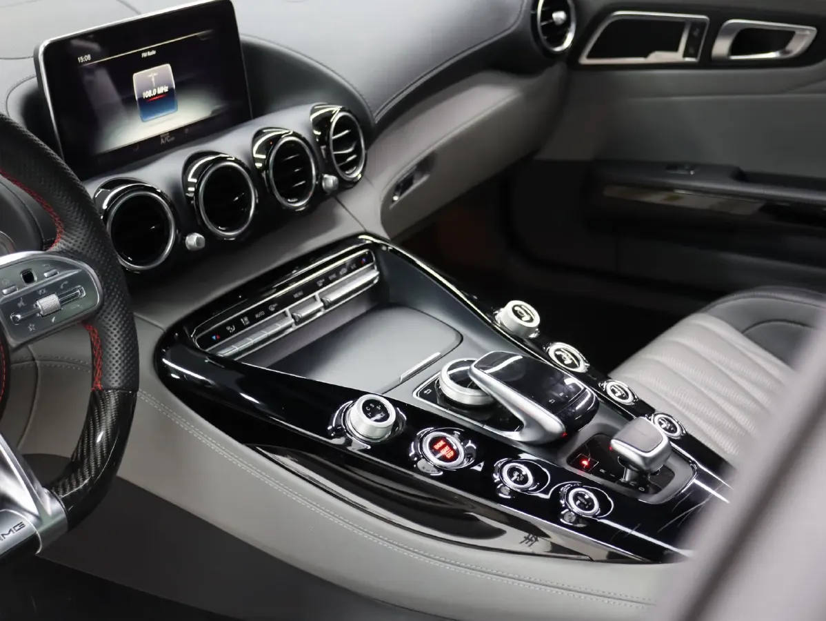 2019 Mercedes-Benz AMG GT 4.0T 557HP V8 7DCT,autocango,china used car exporter,china ev exporter,chinese used car exporter,chinese used ev exporter