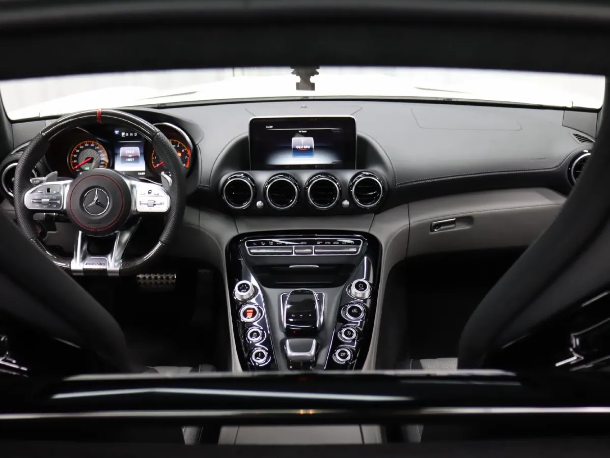 2019 Mercedes-Benz AMG GT 4.0T 557HP V8 7DCT,autocango,china used car exporter,china ev exporter,chinese used car exporter,chinese used ev exporter