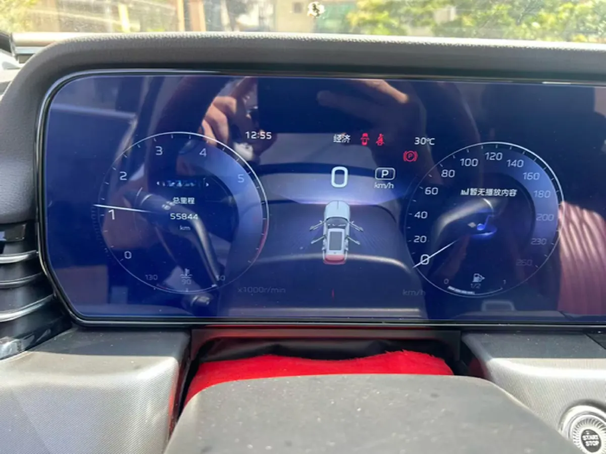 2023 HongQi HS5 2.0T 252HP L4 8AT,autocango,china used car exporter,china ev exporter,chinese used car exporter,chinese used ev exporter