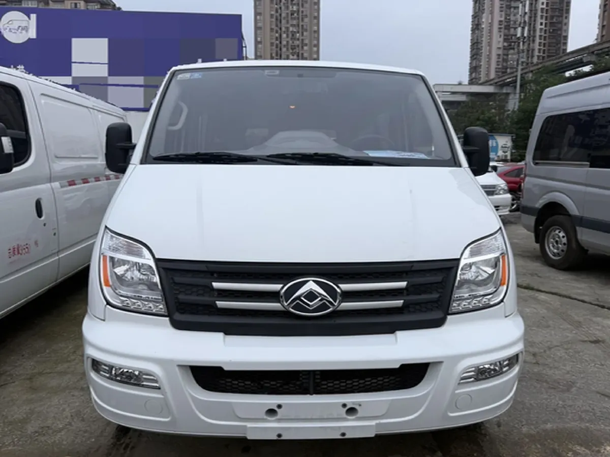 2021 MAXUS XinTu V80 2.0T 139HP L4 6MT,autocango,china used car exporter,china ev exporter,chinese used car exporter,chinese used ev exporter