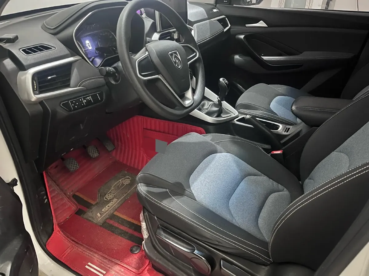 2018 BaoJun 530 1.5T 150HP L4 6MT,autocango,china used car exporter,china ev exporter,chinese used car exporter,chinese used ev exporter