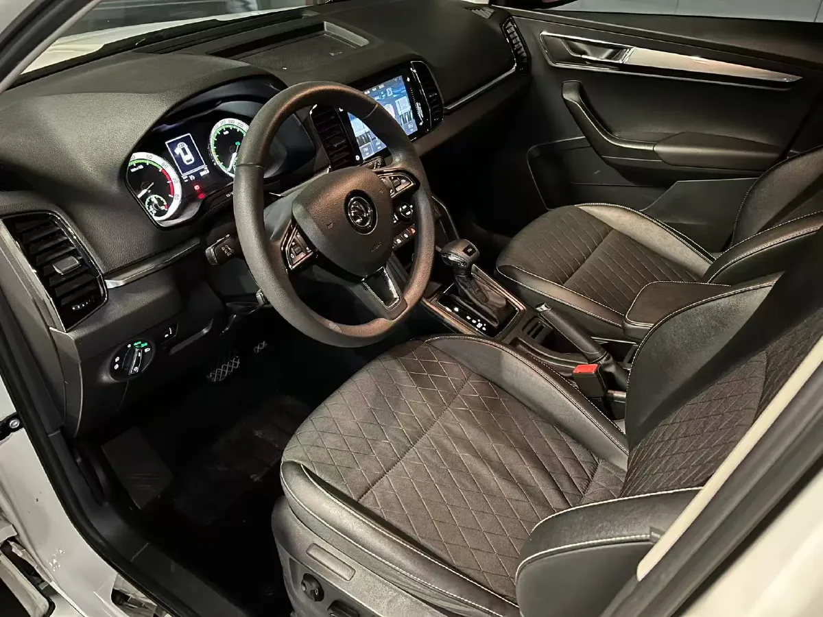 2018 Skoda Octavia 1.4T 150HP L4 7DCT,autocango,china used car exporter,china ev exporter,chinese used car exporter,chinese used ev exporter