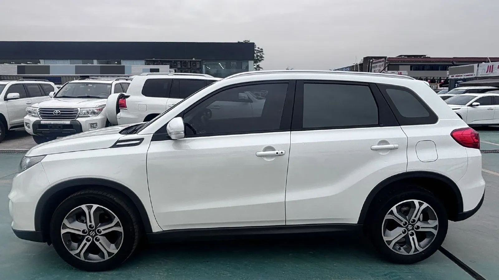 2016 Suzuki Vitara 1.4T 140HP L4 6AT,autocango,china used car exporter,china ev exporter,chinese used car exporter,chinese used ev exporter