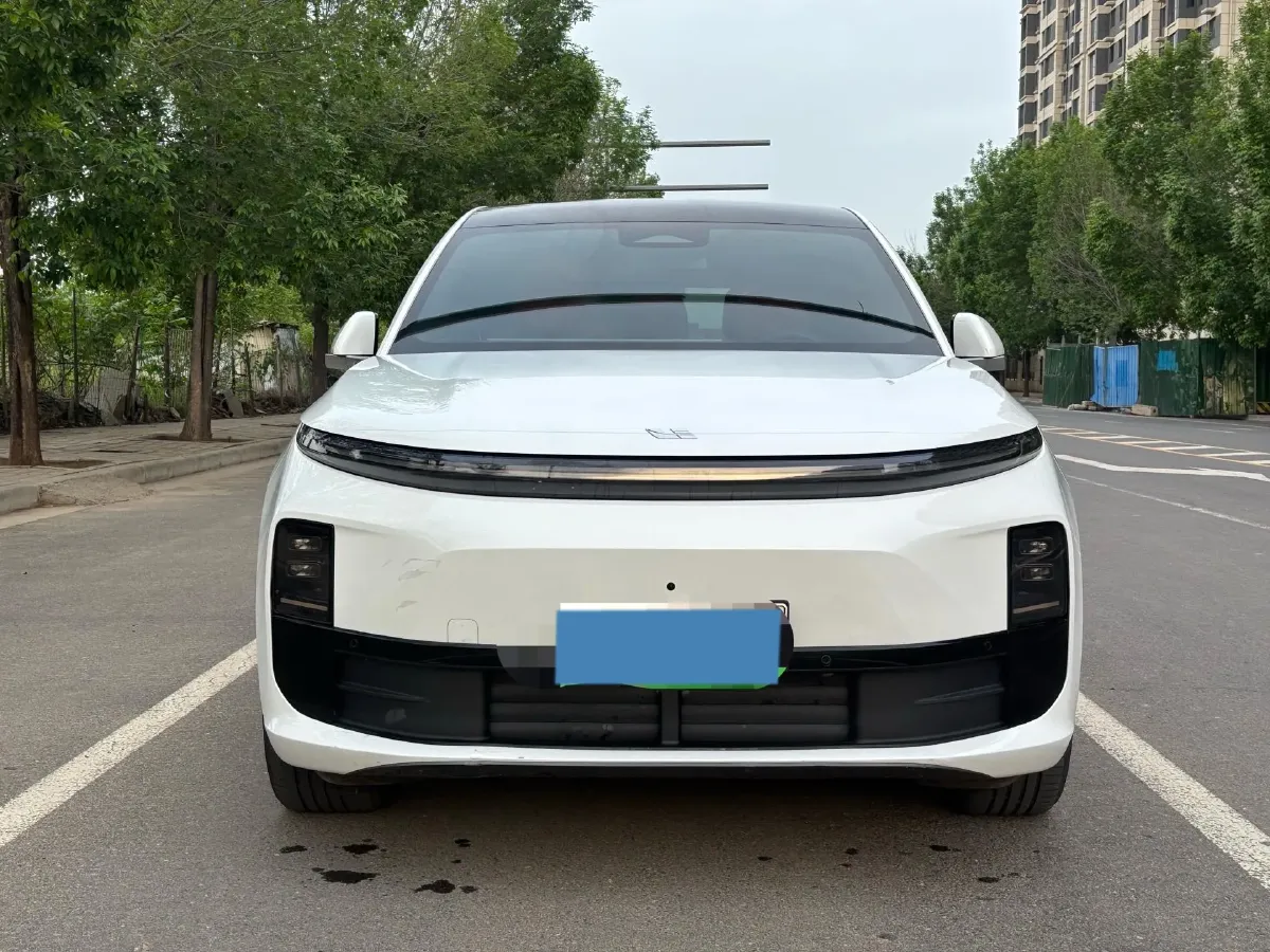 2024 Li L6 Range Extended 154HP L4 REEV 36.8KWH,autocango,china used car exporter,china ev exporter,chinese used car exporter,chinese used ev exporter