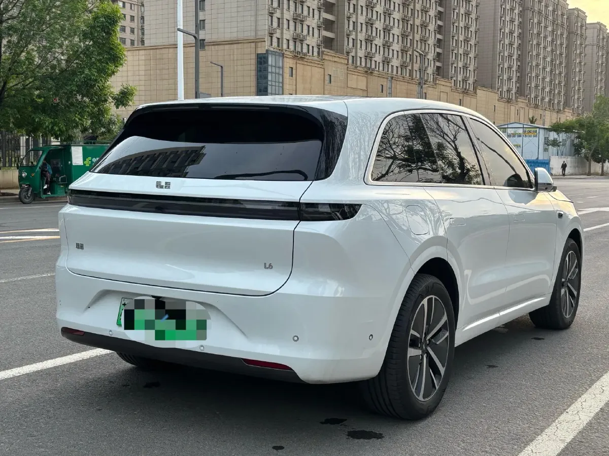 2024 Li L6 Range Extended 154HP L4 REEV 36.8KWH,autocango,china used car exporter,china ev exporter,chinese used car exporter,chinese used ev exporter