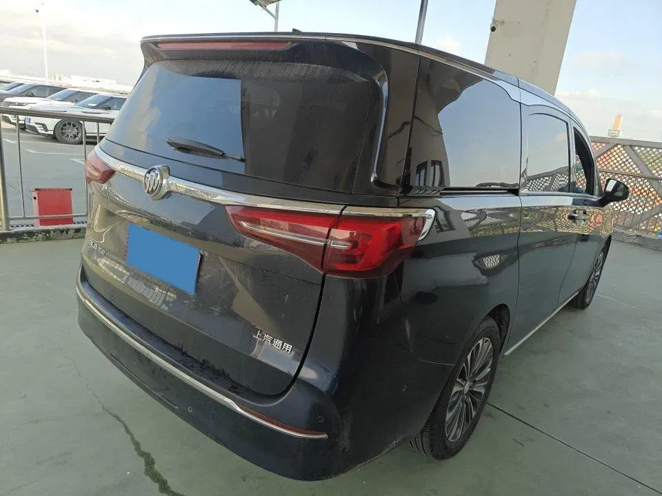 2022 Buick GL8 2.0T 237HP L4 9AT,autocango,china used car exporter,china ev exporter,chinese used car exporter,chinese used ev exporter
