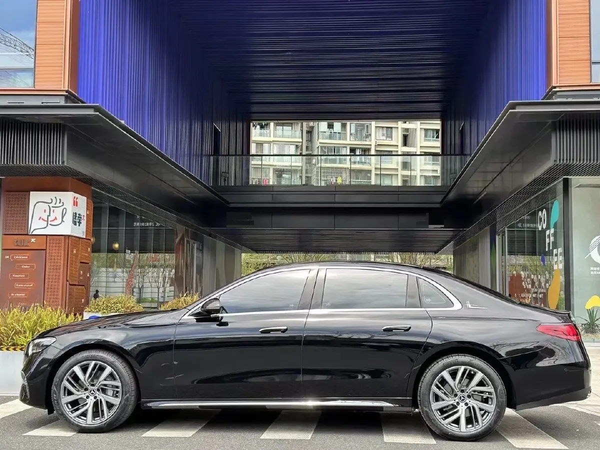 2025 Mercedes-Benz E Class 2.0T 258HP L4 9AT,autocango,china used car exporter,china ev exporter,chinese used car exporter,chinese used ev exporter